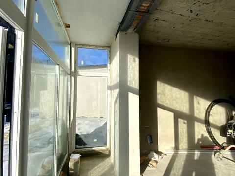 комерційна за адресою Василя Сухомлинського вул., 1