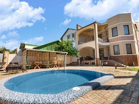 будинок за адресою Новгородська вул.