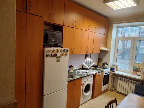 квартира за адресою Тенісна вул., 5