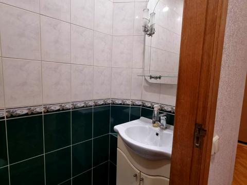 квартира за адресою Михайла Омеляновича-Павленка вул. (Суворова), 11