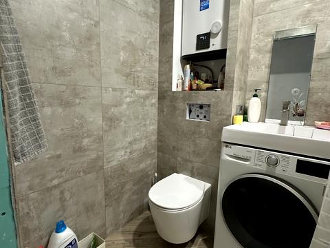 квартира за адресою Володимира Великого вул. (Артема), 83