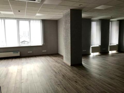 комерційна за адресою Мечникова вул., 19