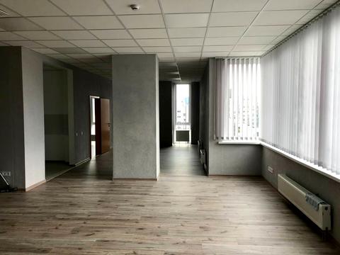 комерційна за адресою Мечникова вул., 19