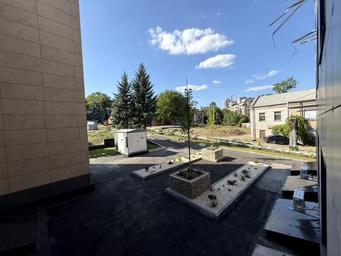 коммерческая по адресу Соборная пл. (Октябрьская), 14