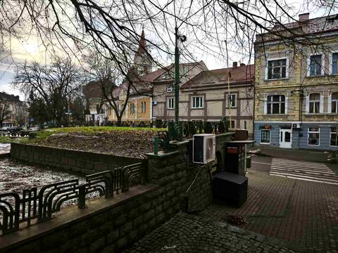 комерційна за адресою Собранецька вул., 2