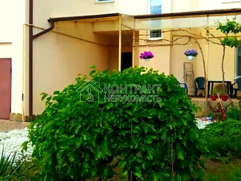 будинок за адресою Сучасна вул.