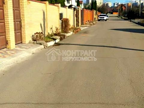 будинок за адресою Сучасна вул.