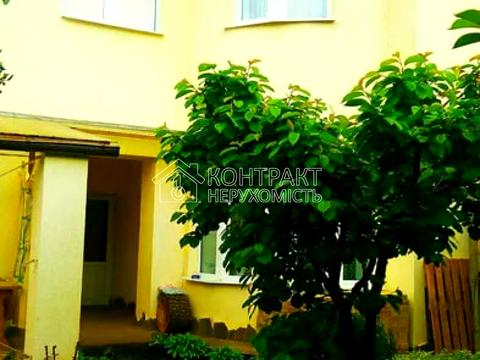 будинок за адресою Сучасна вул.