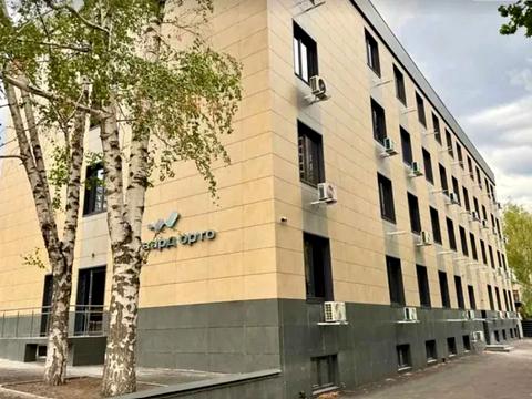 комерційна за адресою Соборна пл. (Жовтнева), 14