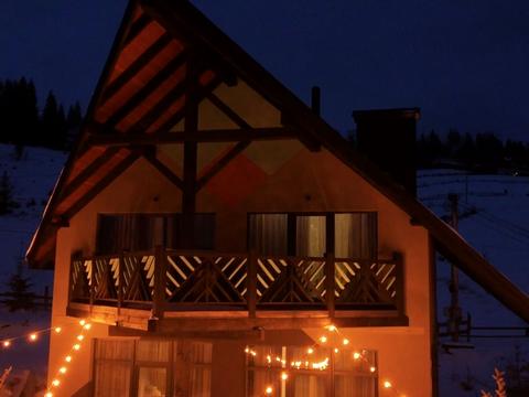 коммерческая по адресу Горішків, 283 А