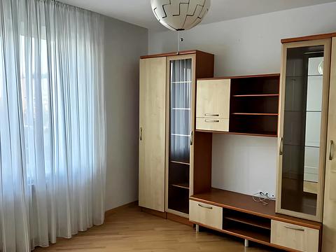 квартира за адресою Тролейбусна вул., 28