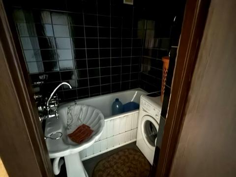 квартира за адресою Титова, 1