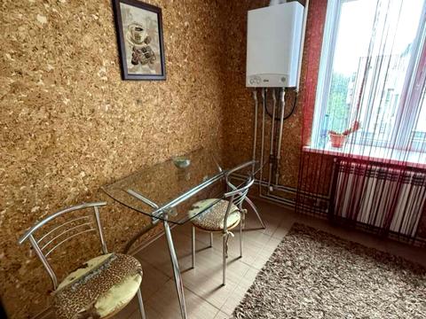 квартира за адресою Титова, 1