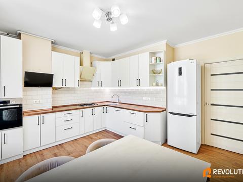 квартира по адресу Практичная ул., 3