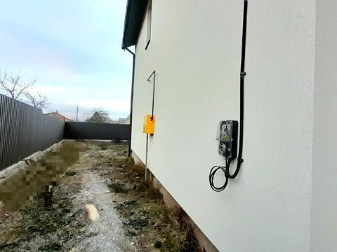 будинок за адресою Леоніда Каденюка пров.