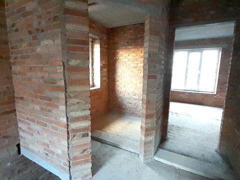 будинок за адресою Леоніда Каденюка пров.