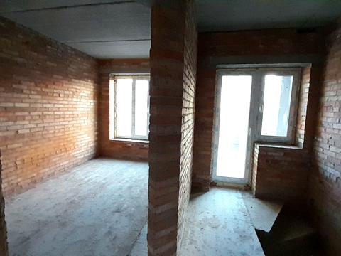 будинок за адресою Леоніда Каденюка пров.