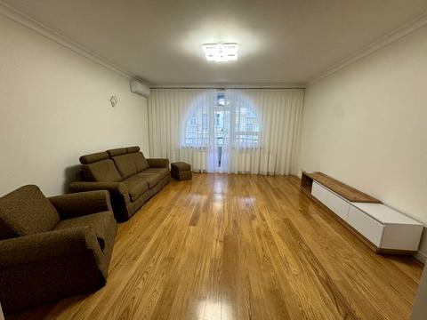 квартира за адресою Київ, Олександра Кониського вул., 76-78