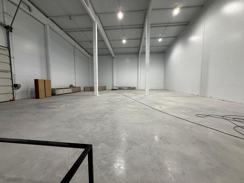 комерційна за адресою Центральна, 10