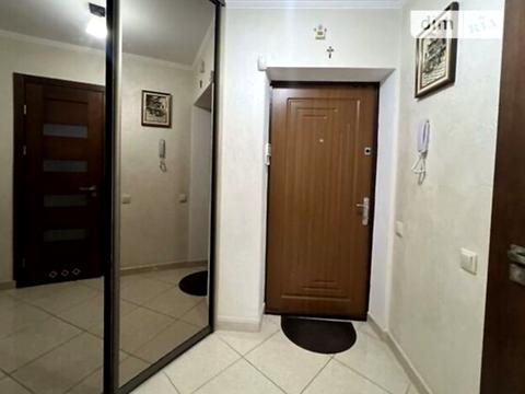 квартира за адресою Коновальця вул., 15