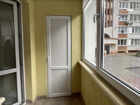 квартира за адресою Коновальця вул., 15