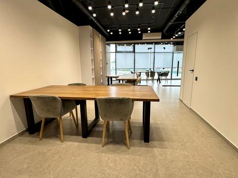 комерційна за адресою Кульпарківська вул., 93