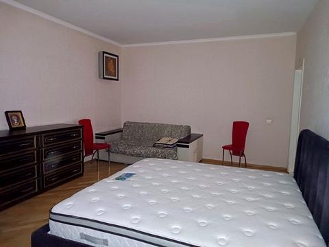 квартира за адресою Миколи Бажана просп., 12