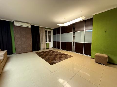 квартира за адресою Київ, В'ячеслава Чорновола вул., 20