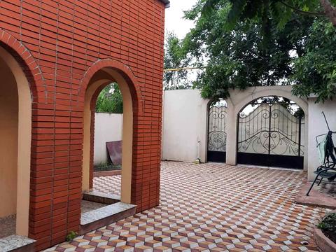 будинок за адресою с. Маяки, Преображенська вул. (Радянської Армії), 2