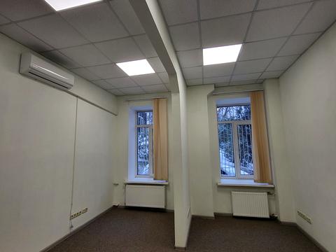 коммерческая по адресу вул. Ярославів Вал, 19