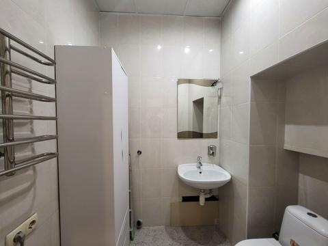 коммерческая по адресу вул. Ярославів Вал, 19