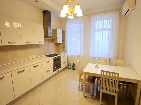 квартира за адресою Євгена Коновальця вул. (Щорса), 36-В