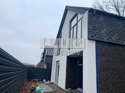 будинок за адресою Грушевського вул.