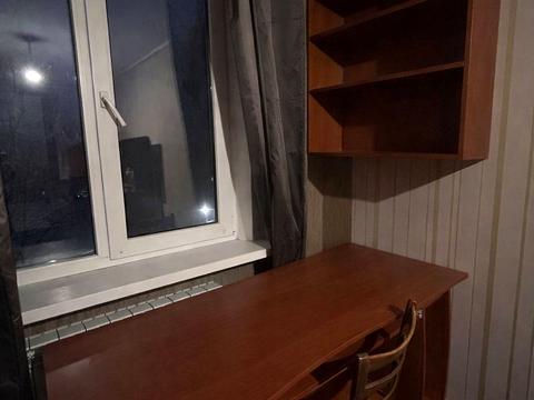 квартира за адресою Космонавтів вул., 8а