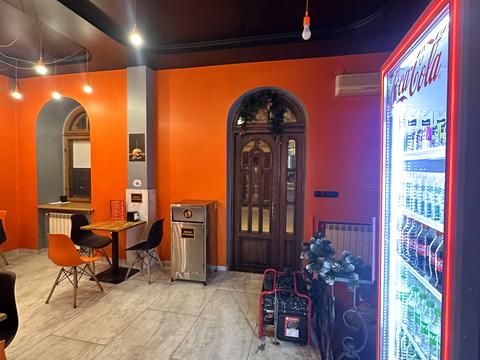 комерційна за адресою Зернова вул., 4