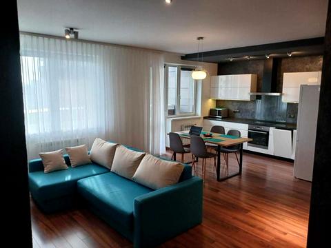 квартира за адресою Патріарха Мстислава Скрипника вул., 40