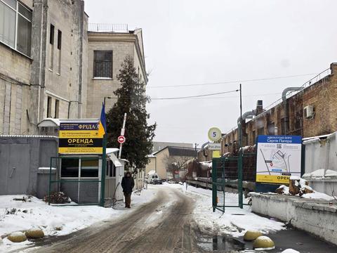 комерційна за адресою Кирилівська вул. (Фрунзе), 160