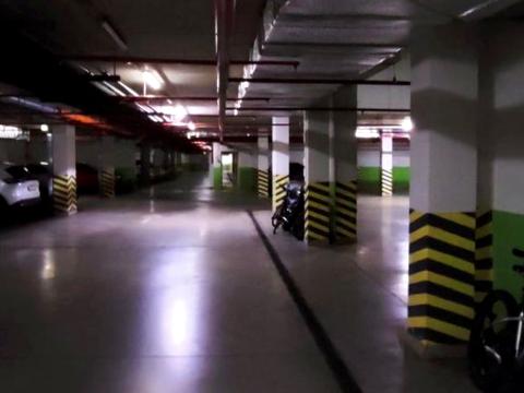 паркоместо по адресу Итальянский бульв., 1а