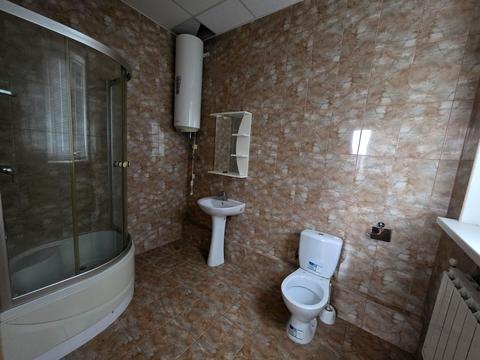 комерційна за адресою Кирилівська вул. (Фрунзе), 160