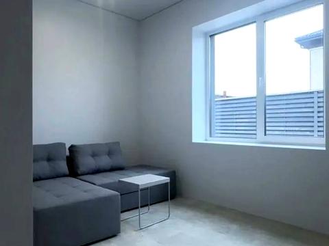 будинок за адресою с. Лісники, Захрестова вул.