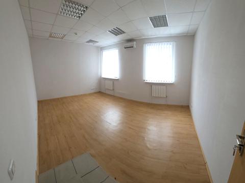 комерційна за адресою Кирилівська вул. (Фрунзе), 160