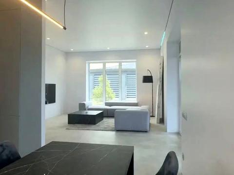 будинок за адресою с. Лісники, Захрестова вул.