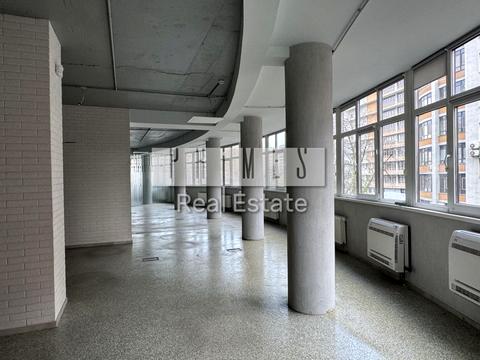 комерційна за адресою Київ, Євгена Коновальця вул. (Щорса), 32-Б