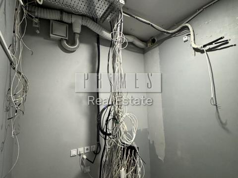 комерційна за адресою Київ, Євгена Коновальця вул. (Щорса), 32-Б