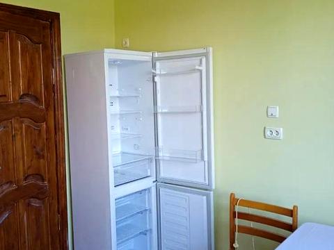 квартира за адресою Віктора Чукаріна вул., 2