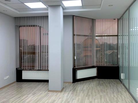 коммерческая по адресу Вице-адмирала Жукова пер., 17/19