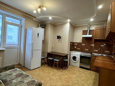 квартира за адресою Боголюбова вул., 8