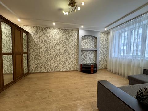 квартира за адресою Боголюбова вул., 8