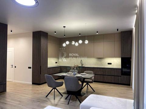 будинок за адресою Соборна вул. ()