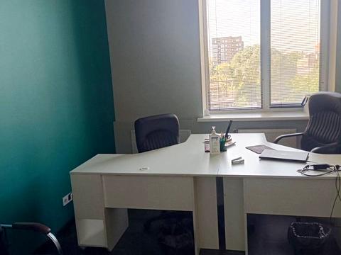 комерційна за адресою Воскресенська вул. (Леніна), 36